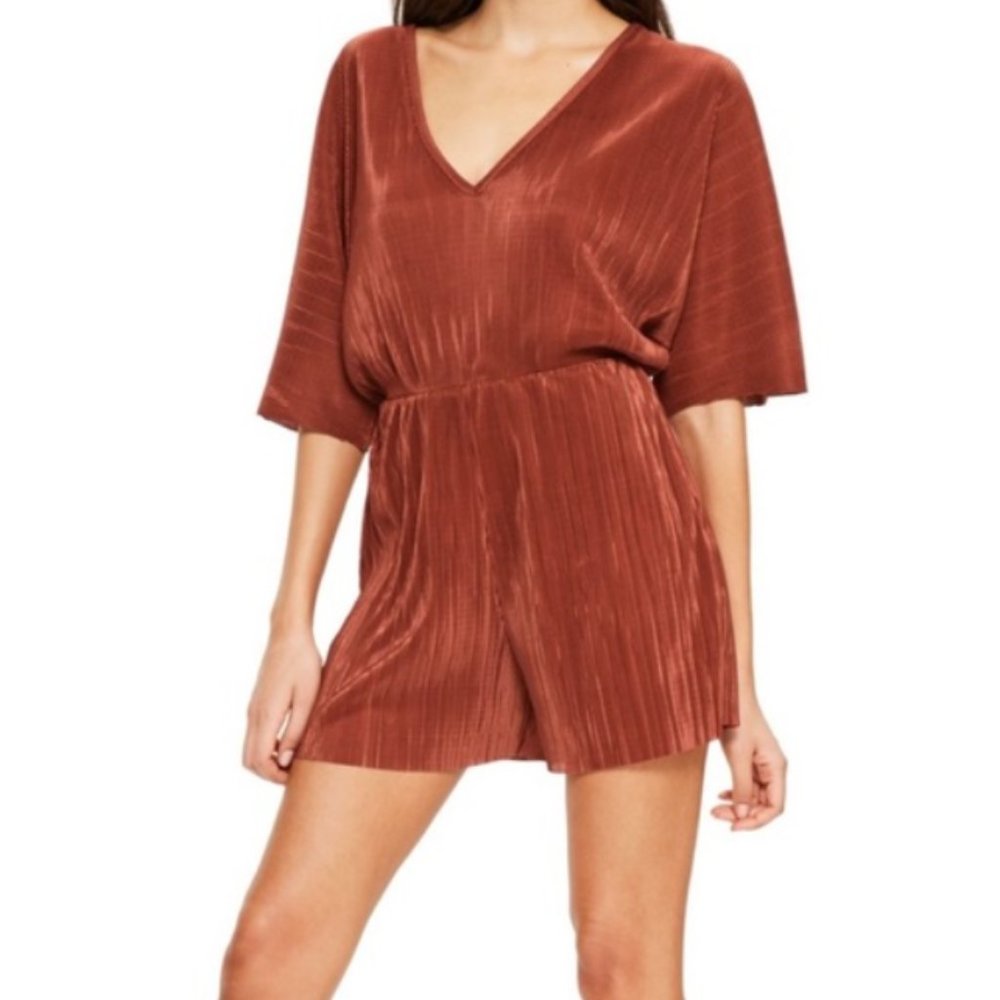 NWT Missguided Pleated Kimono Plunge Romper Size 4